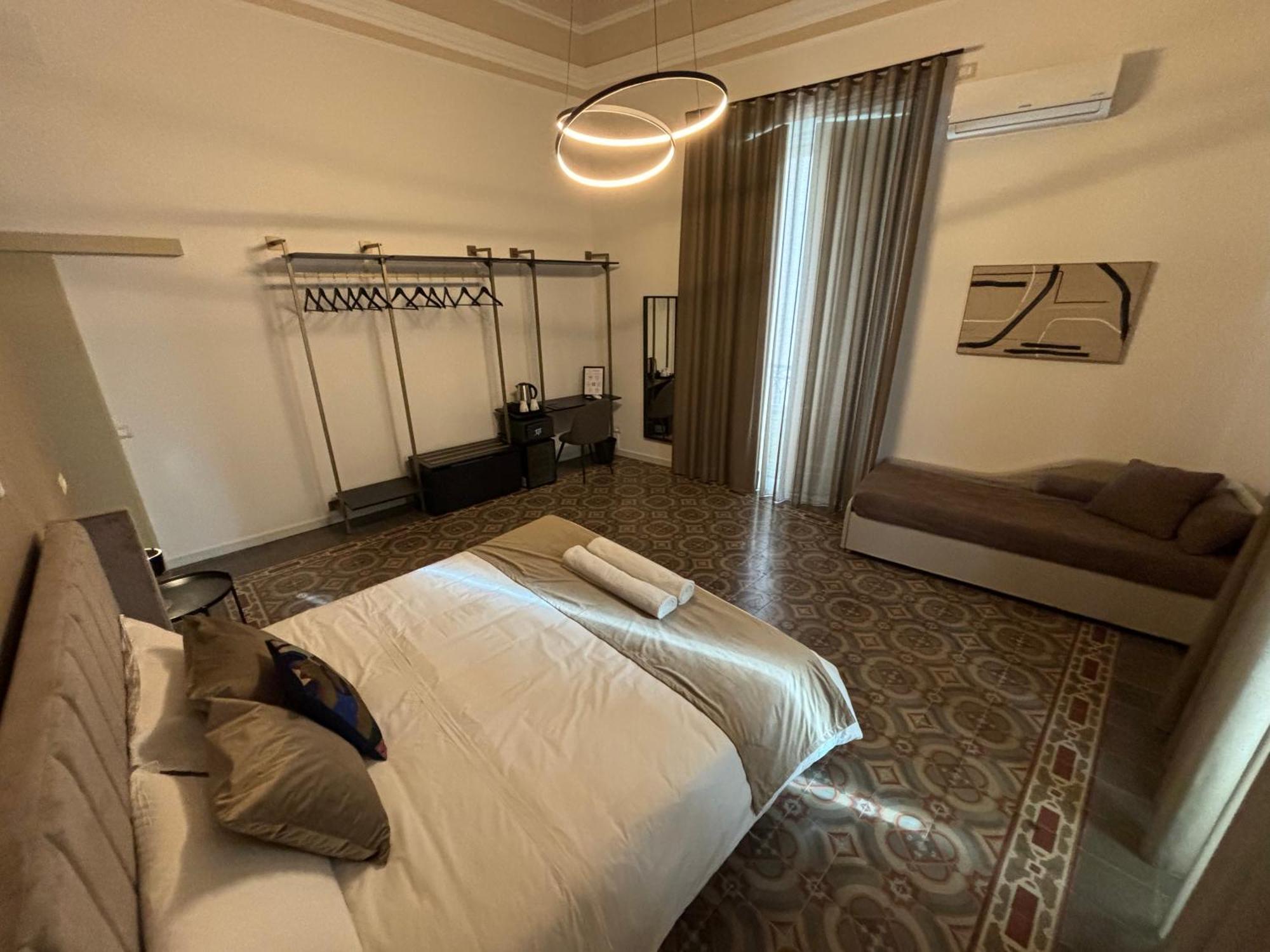 Celeste Rooms Bed And Breakfast 카타니아 외부 사진